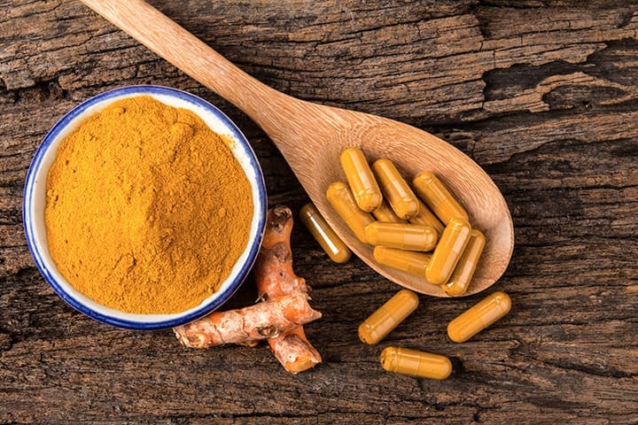 Curcumin-wooden-spoon